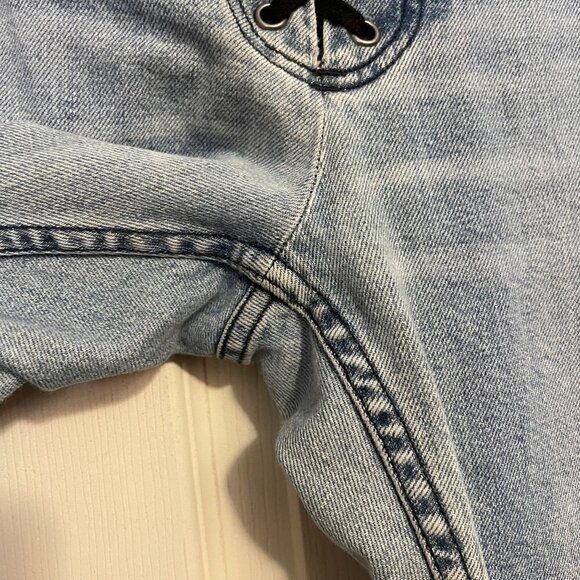 A.L.C. Women's Light Wash Yoko Lace Up Front Mid Rise Slim Relaxed Jeans Size 2 - Picture 7 of 8